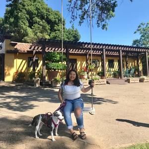 Meet your Posher, Angelika